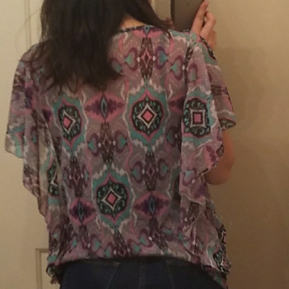 INC airey top perfect for summer and spring - Picture 4 of 4